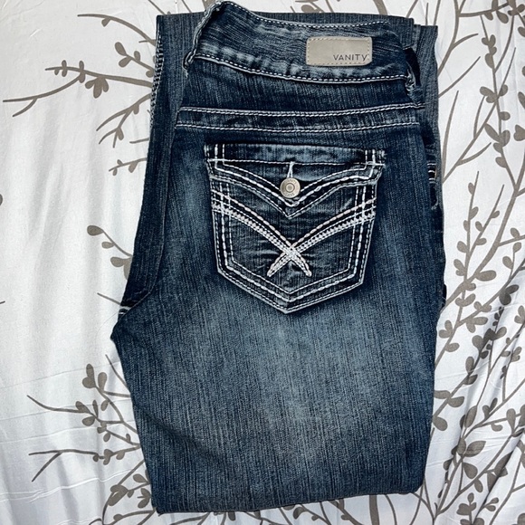 Boot cut Vanity jeans, size 26 - Picture 1 of 5